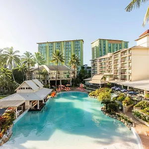 https://novotel-cairns-oasis-resort.cairnshotels4all.com